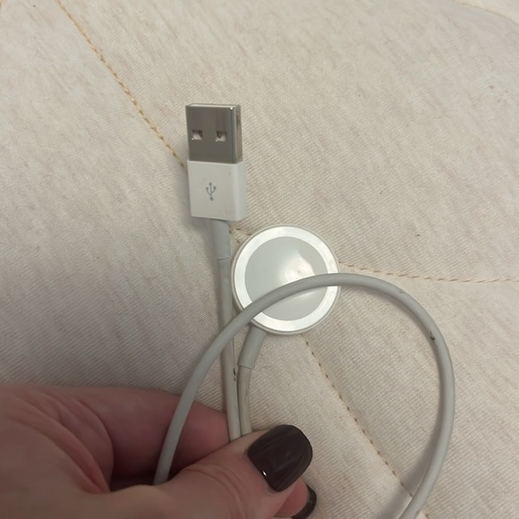 Rose Gold Apple Watch SE 40 mm - Picture 10 of 10